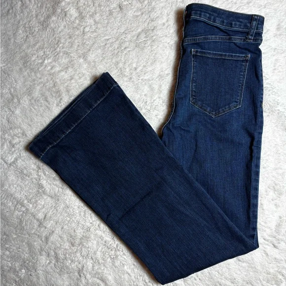 LC Lauren Conrad Flare Jeans Size 10 Dark Wash High Rise Wide Hem Denim - Picture 1 of 3